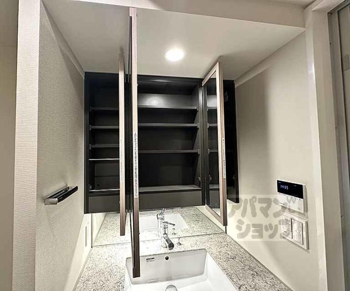 【プレミスト京都四条堀川】間取