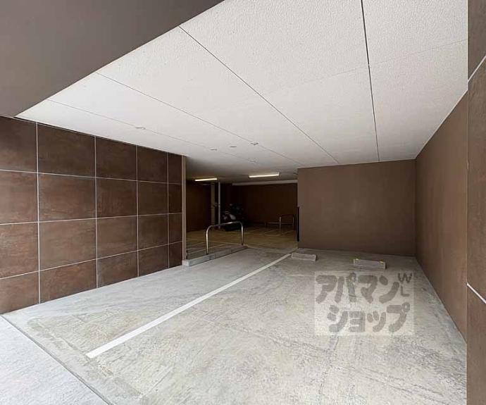 【エステムコート京都二条】間取