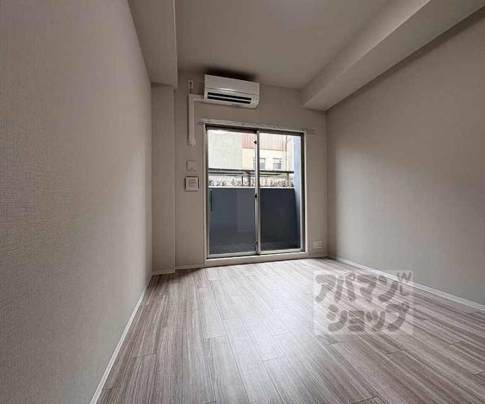 【エステムコート京都二条】間取