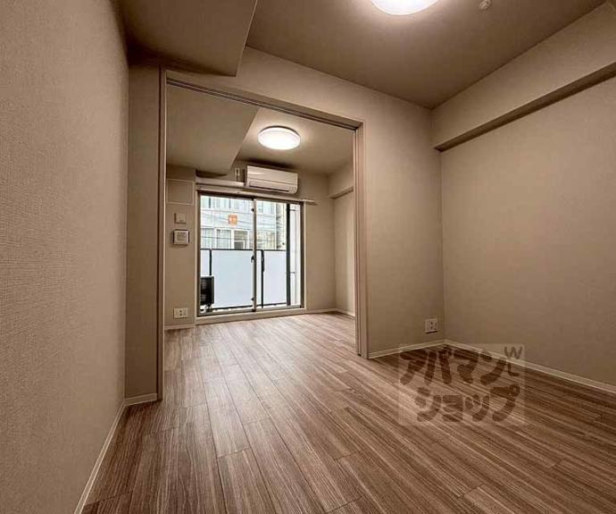 【エステムコート京都二条】間取