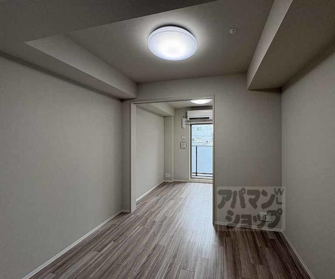 【エステムコート京都二条】間取