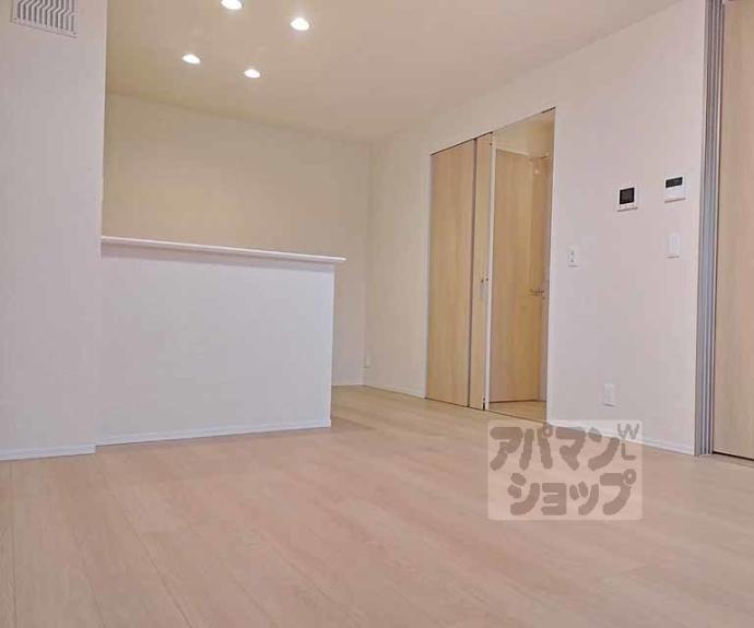 【ラフィーネ丹波橋】間取