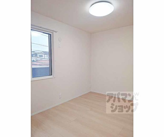 【ラフィーネ丹波橋】間取