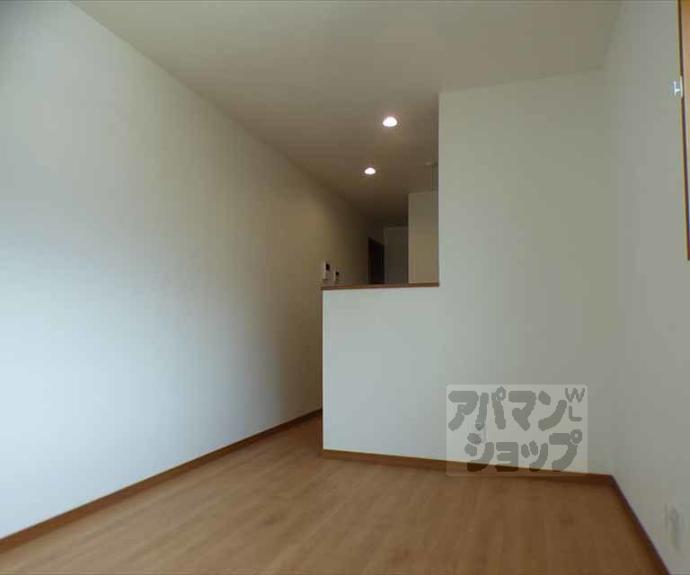 【ルミエール二条鴨川】間取