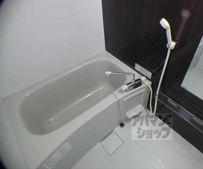 【ルミエール二条鴨川】間取