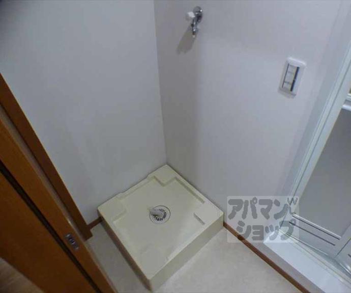 【ルミエール二条鴨川】間取