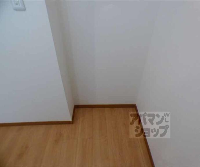 【ルミエール二条鴨川】間取