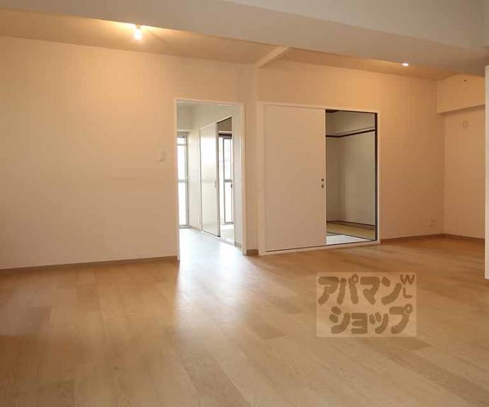 【シャリマー西高瀬】