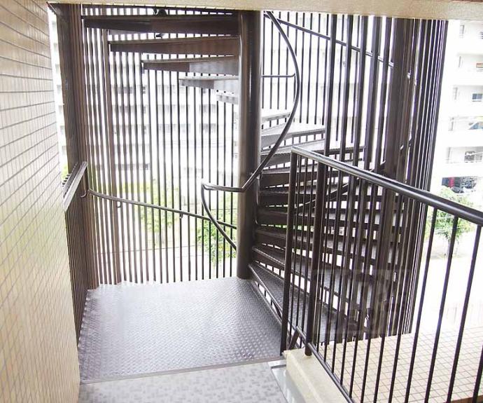 【シャリマー西高瀬】