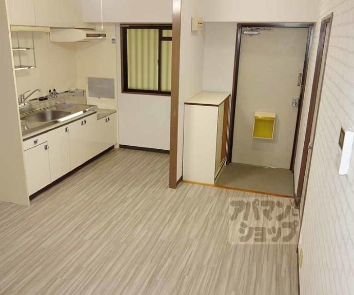 【東和ハイツ本館】間取