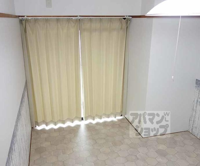 【東和ハイツ本館】間取