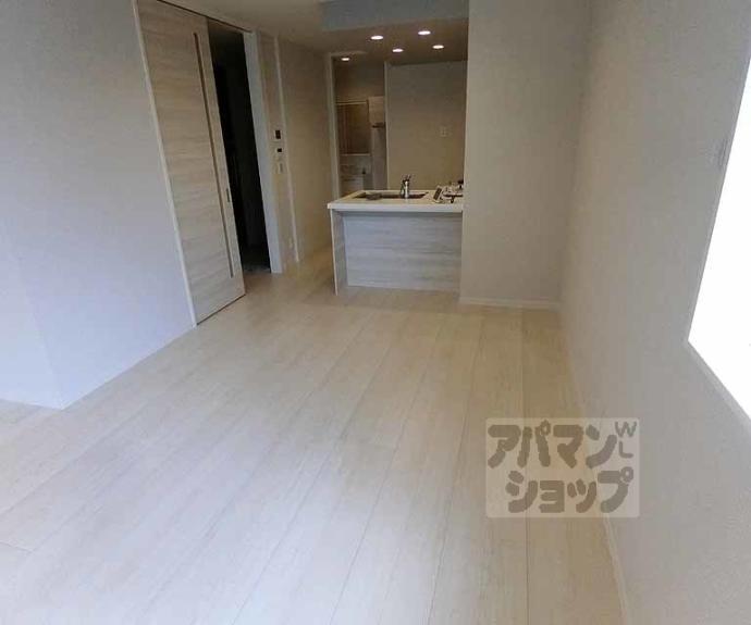 【クローネ西院】間取