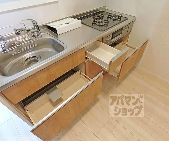 【Ｎ＇ｓ　ｃｏｕｒｔ】間取