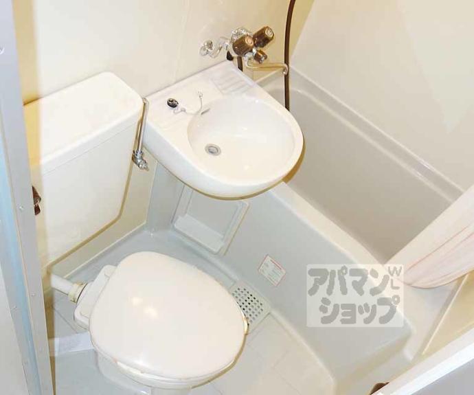 【朝日プラザ鴨川Ⅱ】間取