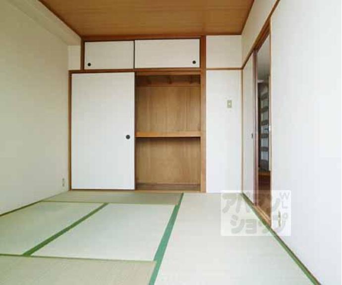 【レトロマンションⅣ】