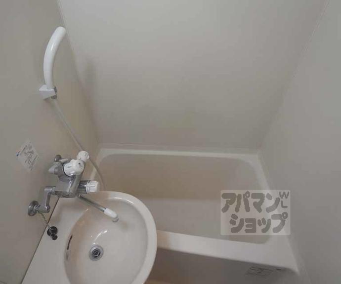 【シャイン東山】間取