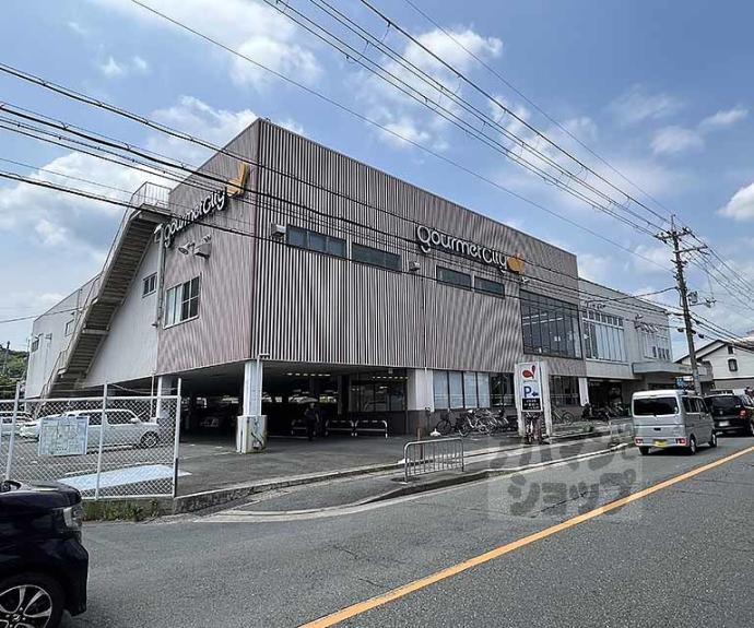 【ソレイユ西山】間取