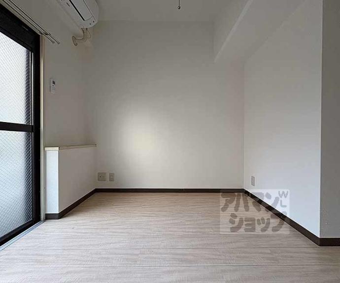 【グランドムール五条烏丸】間取