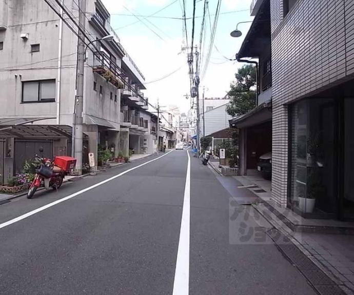 【グランドムール五条烏丸】間取