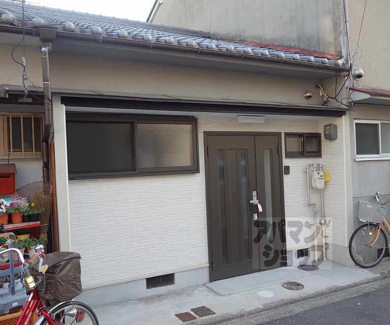 中村氏貸家（中棟）