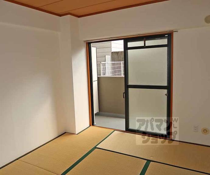 【ダイアモンテ七条】間取