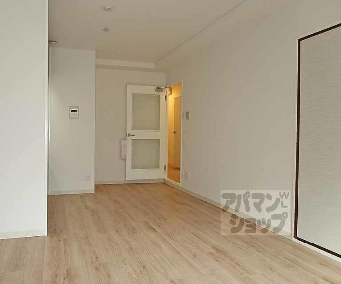 【ダイアモンテ七条】間取