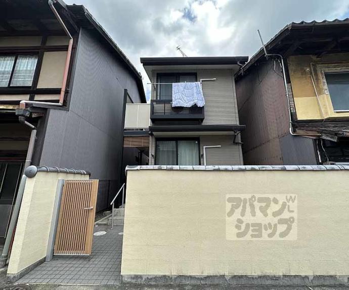 【レオパレス三条東山】間取