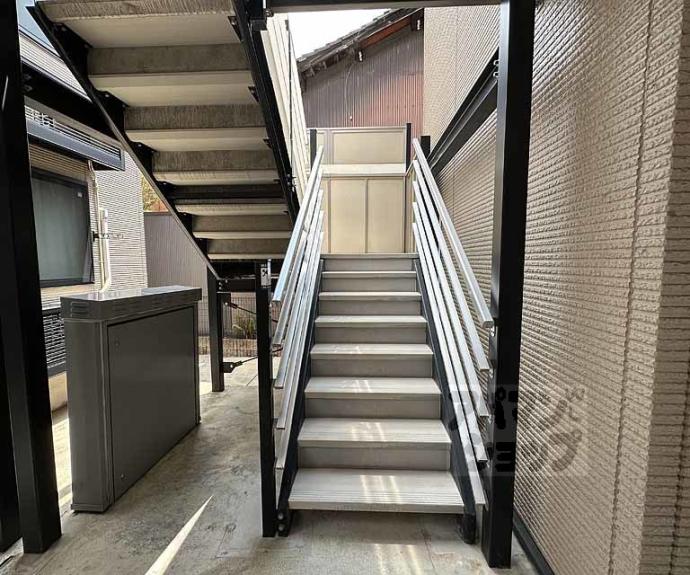 【レオパレス三条東山】間取