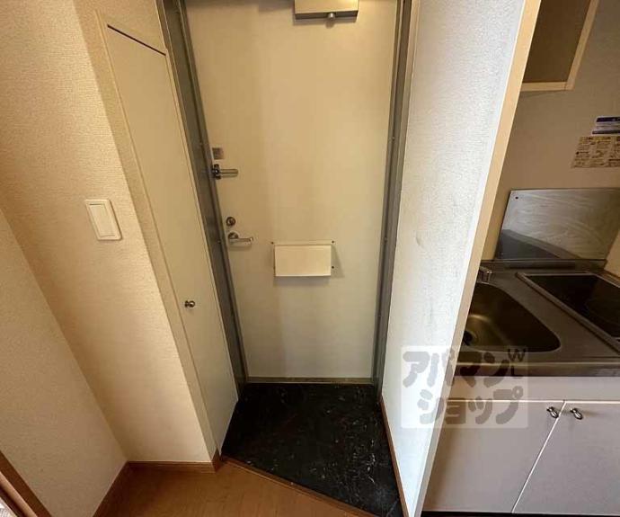 【レオパレス三条東山】間取