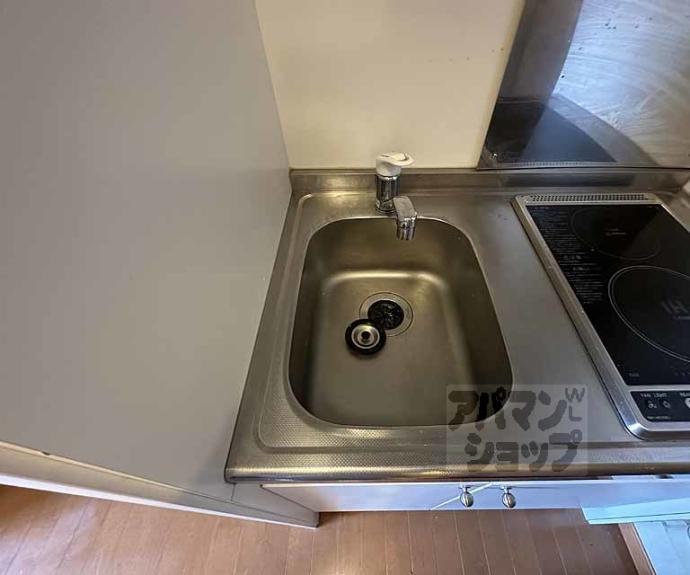 【レオパレス三条東山】間取