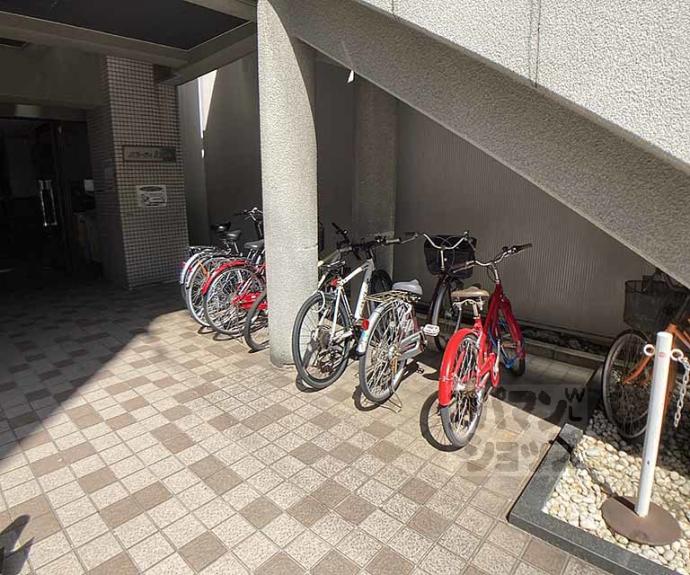 【パラーティ２１塚本】間取