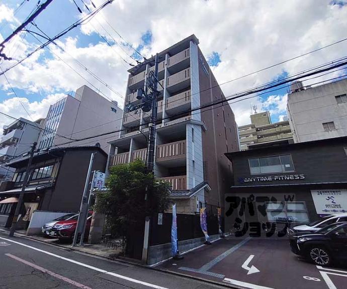 【プレサンス京都四条烏丸クロス】間取