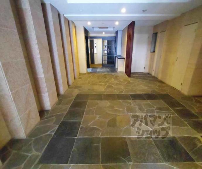 【プレサンス京都四条烏丸クロス】間取