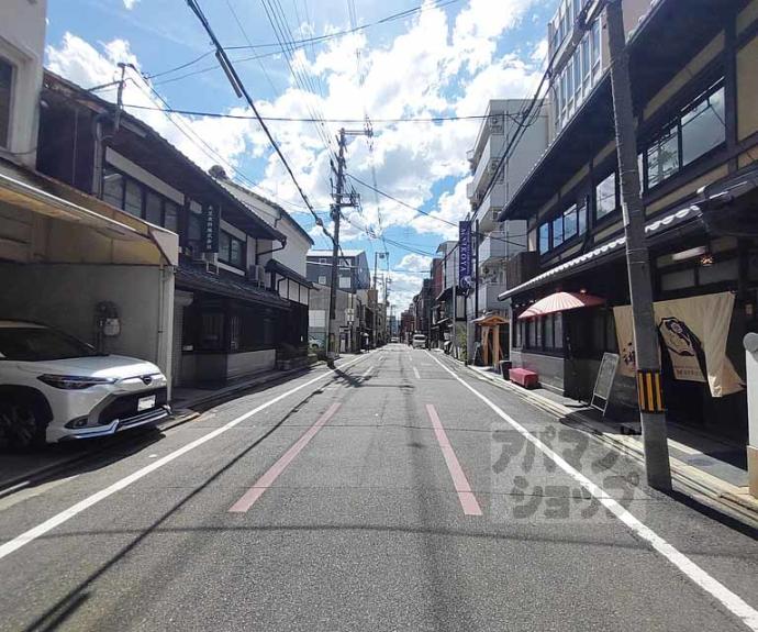 【プレサンス京都四条烏丸クロス】間取