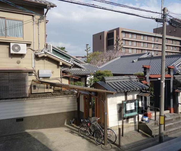 【ロイヤルビーブル】間取