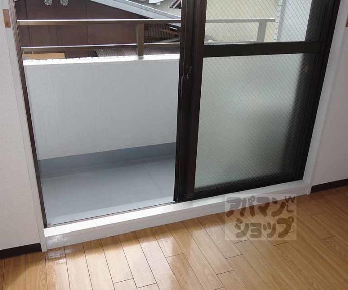 【ロイヤルビーブル】間取