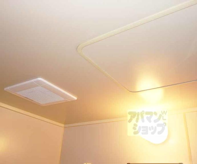 【ロイヤルビーブル】間取