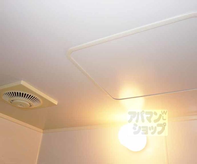 【ロイヤルビーブル】間取