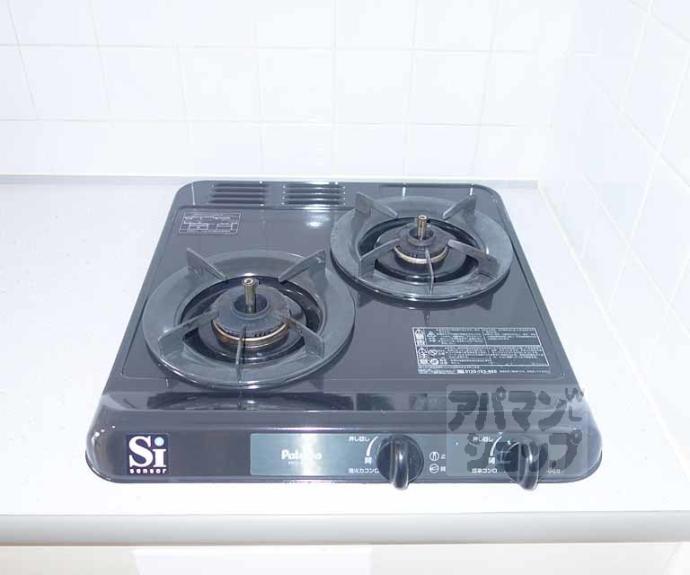 【ロイヤルビーブル】間取