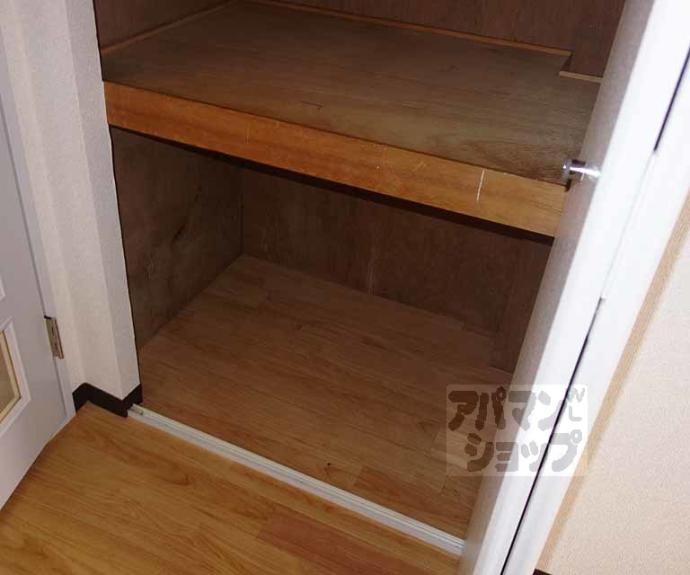 【ロイヤルビーブル】間取