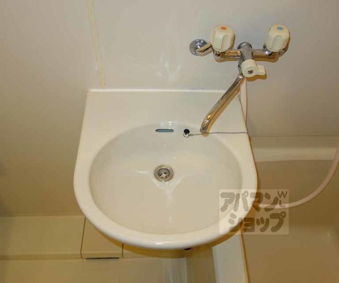 【ロイヤルビーブル】間取