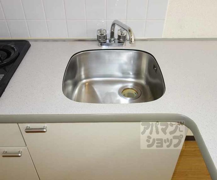 【ロイヤルビーブル】間取