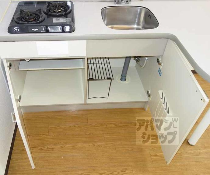 【ロイヤルビーブル】間取