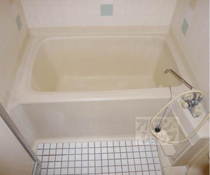 【ロイヤルビーブル】間取