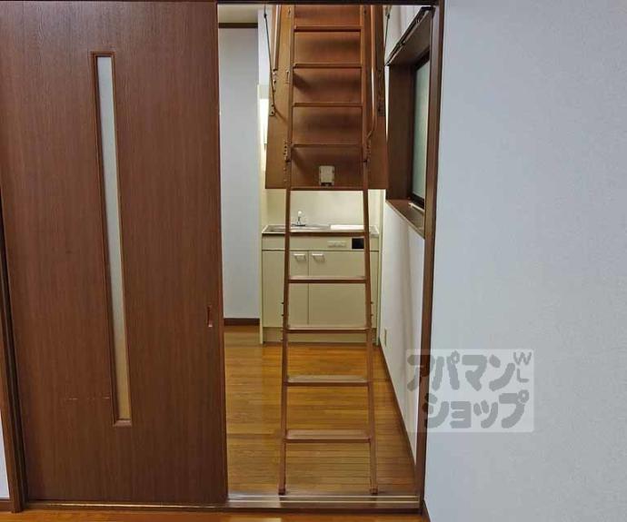 【マンション５】間取