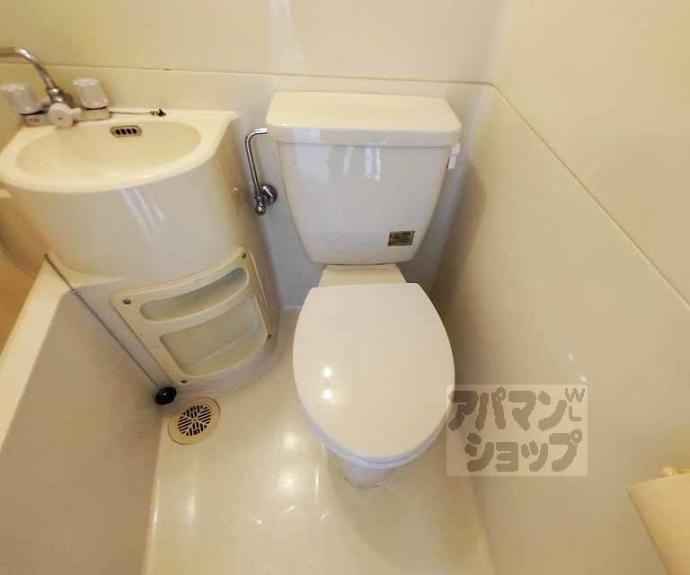 【カーサ府庁前】間取