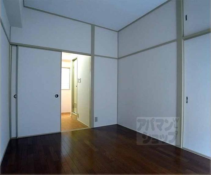 【万里小路アベニュー】間取