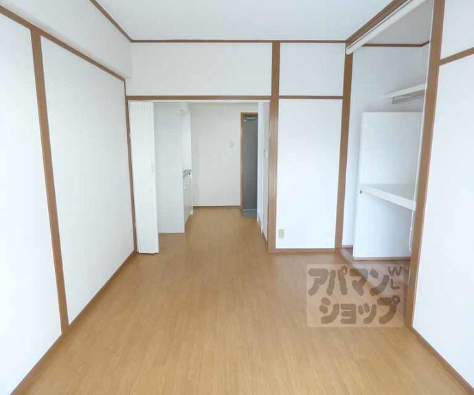 【万里小路アベニュー】間取