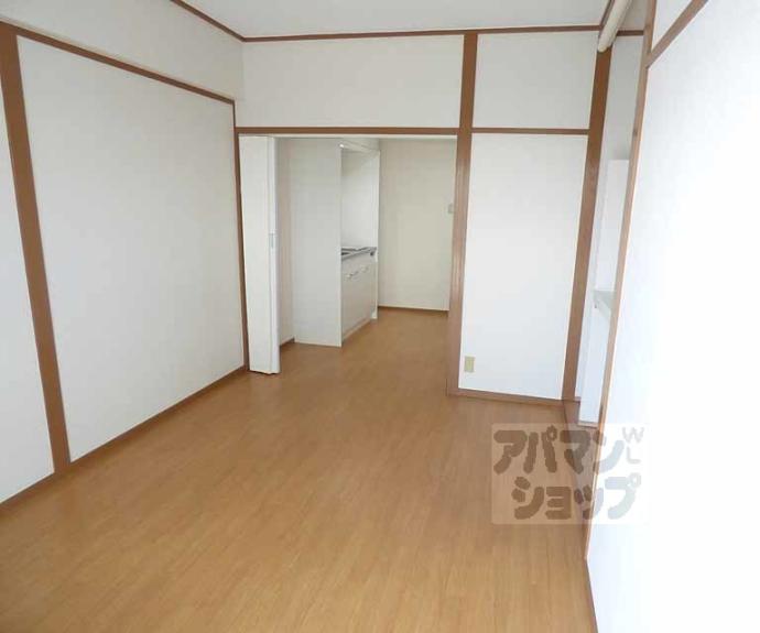 【万里小路アベニュー】間取