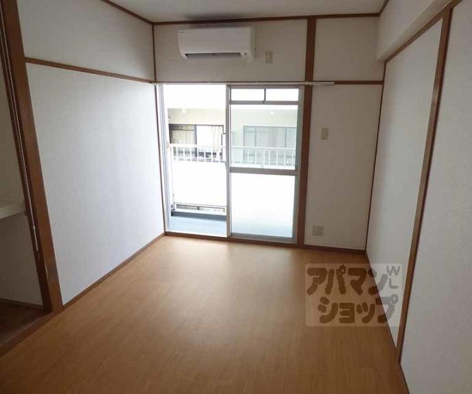 【万里小路アベニュー】間取